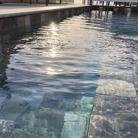 בית הארחה Casa Santa Giulia 4*