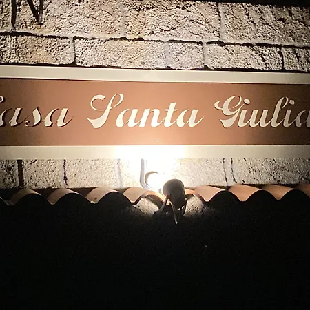 בית הארחה Casa Santa Giulia